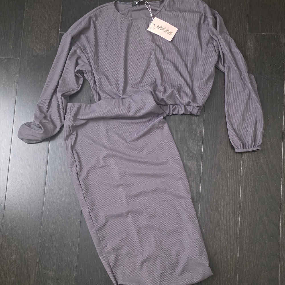 Gray Long Sleeve 2 Piece Skirt Set